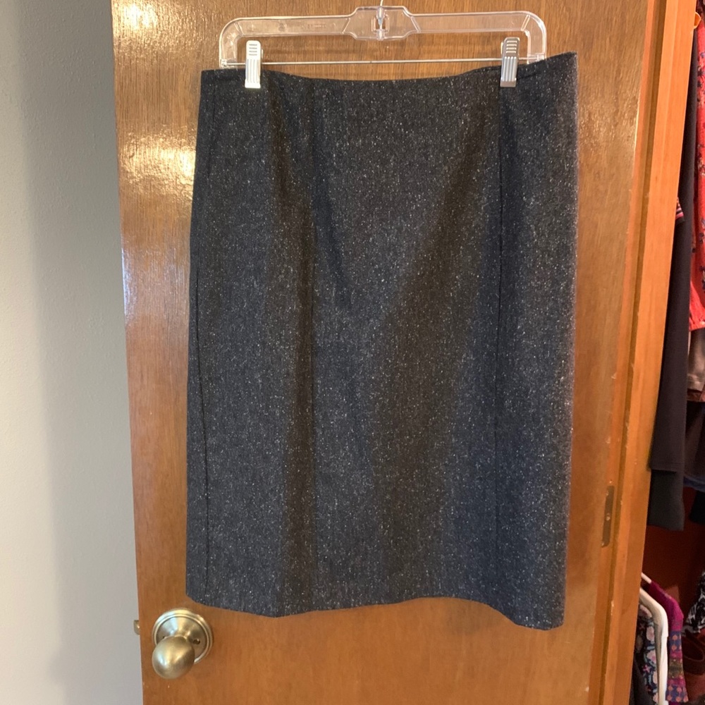 Isabella Bird Wool Pencil Skirt